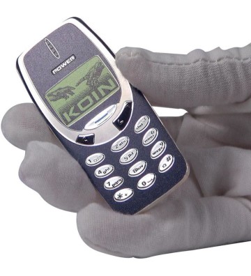 2$ Niezawodny Telefon -  TechStalgic
