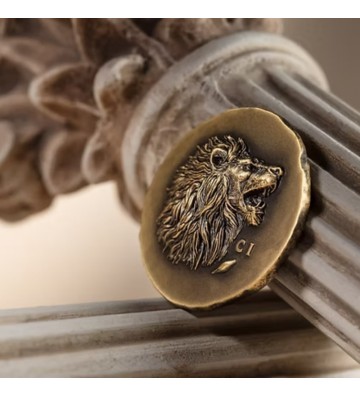 250$ Leon - Numismatic Icon