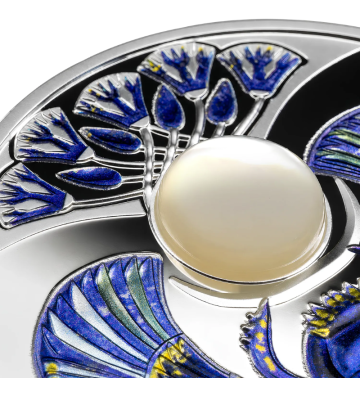 1$ Pearl Scarab